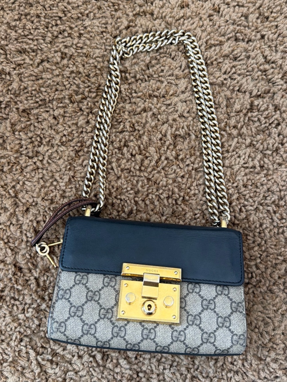 Gucci Black & Beige GG Canvas Shoulder Bag with Gold-Tone Hardware
